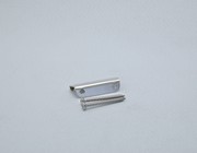 Tremolo Claw with 2 Stainless Screws